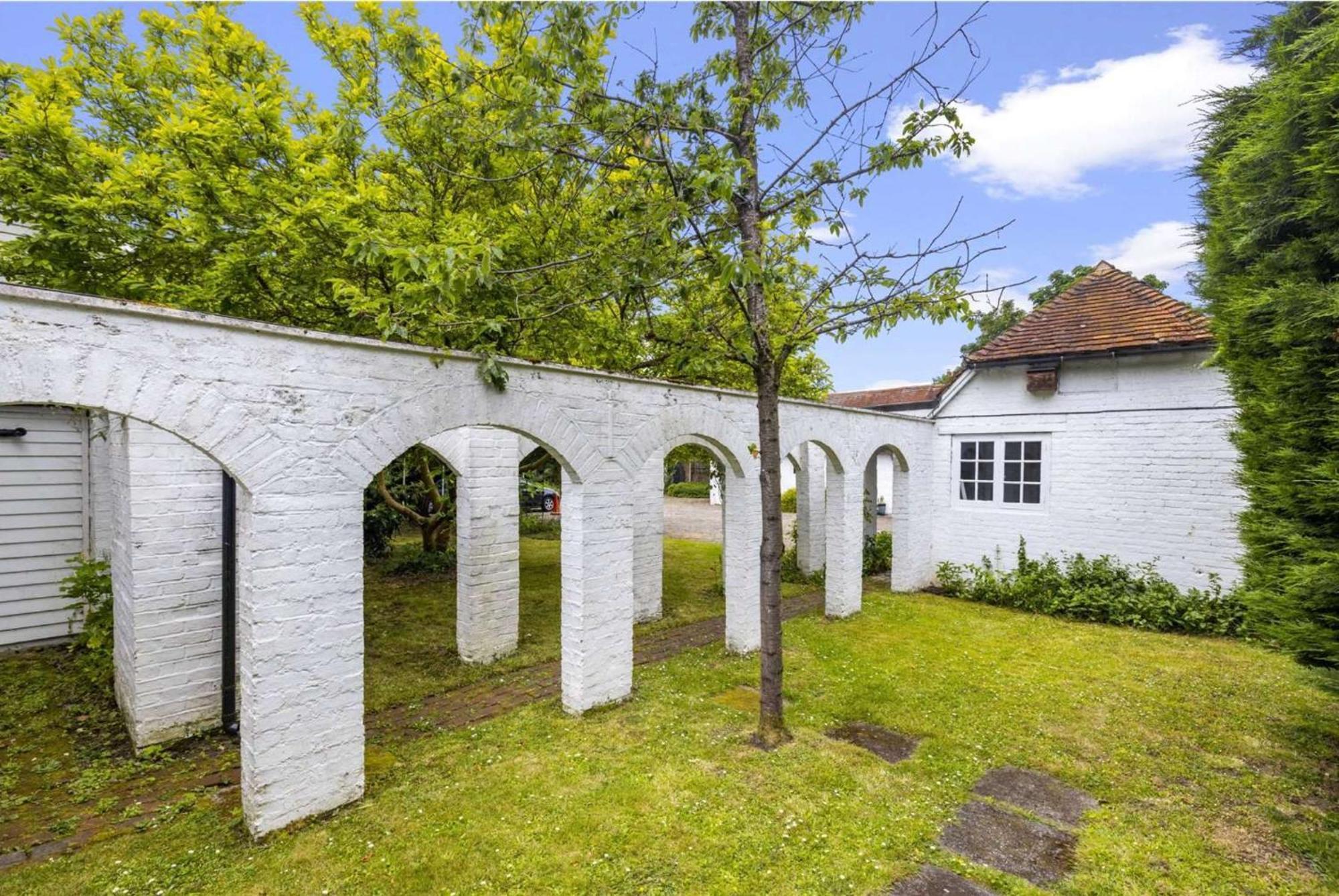 English Farmhouse Cottage Guildford Buitenkant foto