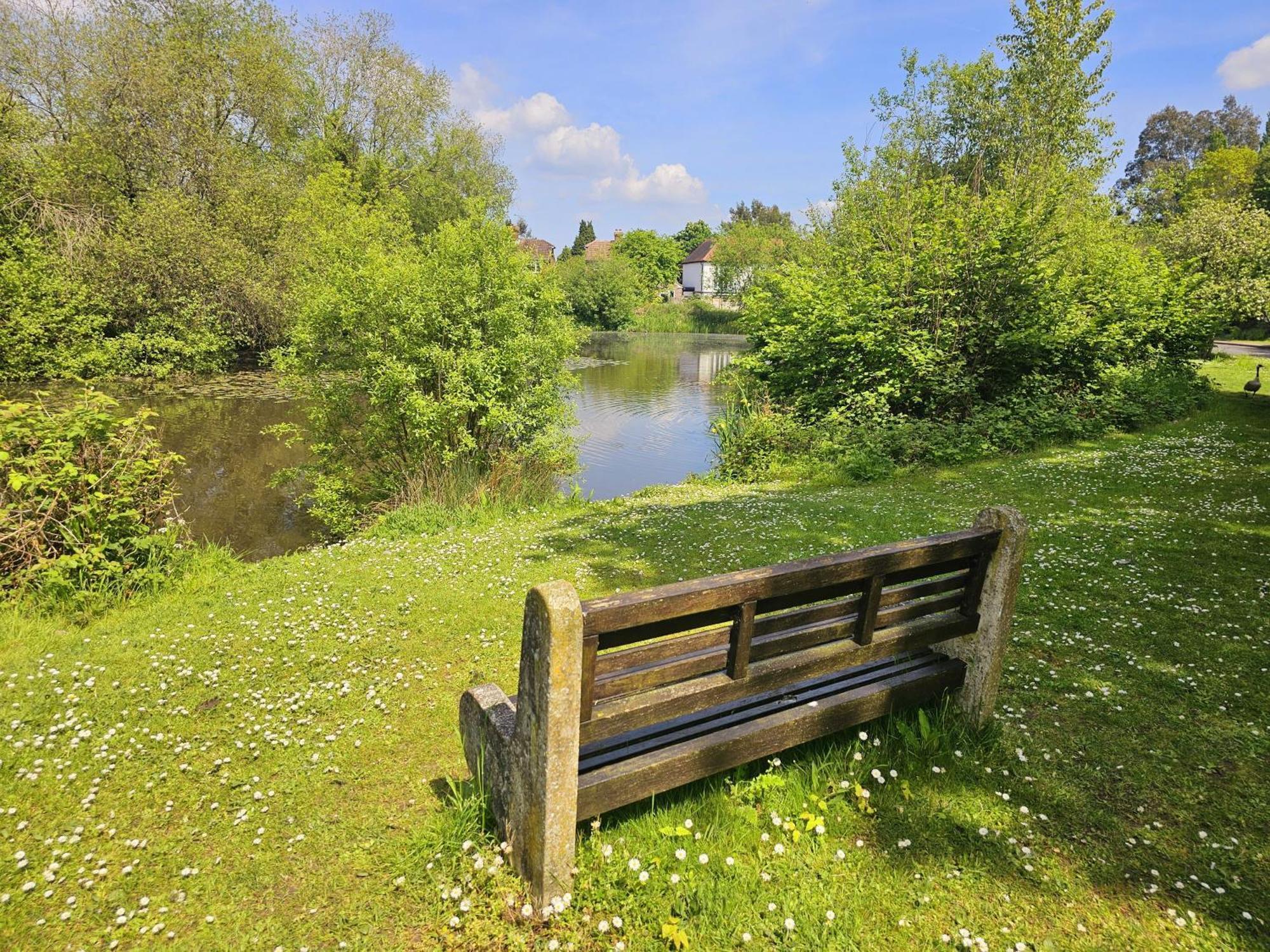 English Farmhouse Cottage Guildford Buitenkant foto